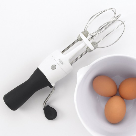 OXO Kézi  tekerőkaros mixer 30,5 cm