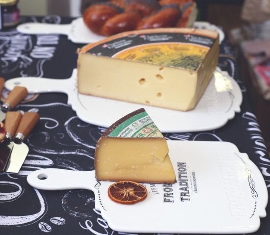 Nuova R2S sajt tálaló 37x25 cm "Fromages de Tradition"