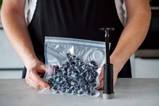 Szett élelmiszerek vákuumban történő csomagolásához, „Master Class” termékcsalád – a Kitchen Craft gyártmánya