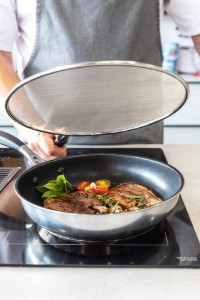 Fröccsenés elleni védelem, 33 cm, rozsdamentes acél - Kitchen Craft  