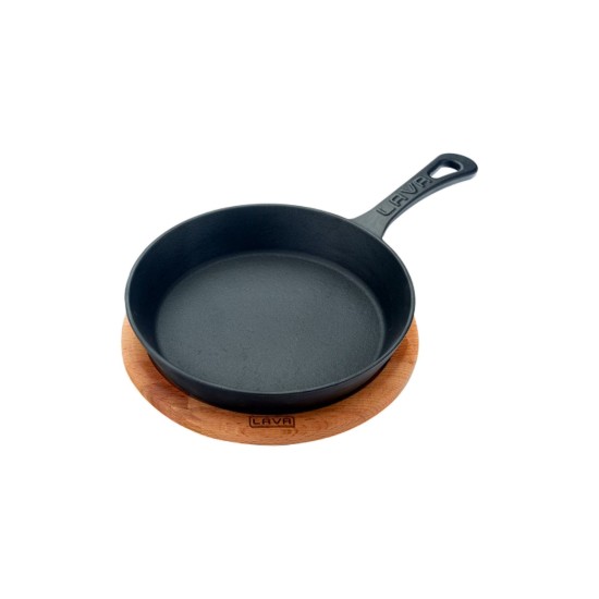 LAVA - Öntöttvas serpenyő, 20 cm, fa alátéttel