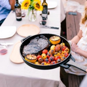 Öntöttvas serpenyő, levehető fogantyúval, 25 cm, "SKILLET" modell - Ooni