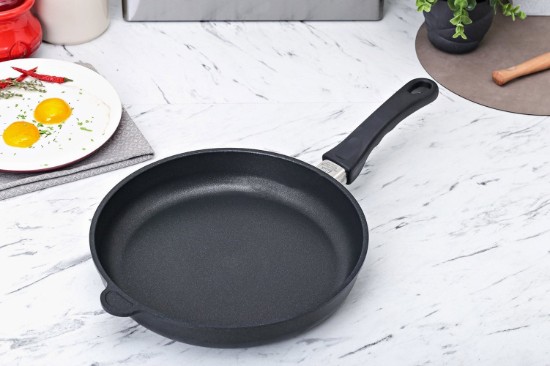 AMT Gastroguss - 5 cm magasságú, 26 cm-es átmárőjű indukciós alumínium serpenyő