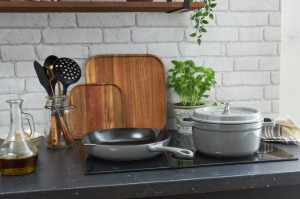 Staub öntöttvas serpenyő, fekete , 26 cm