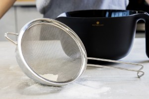 Kitchen Craft finom kúpos szűrő 18 cm