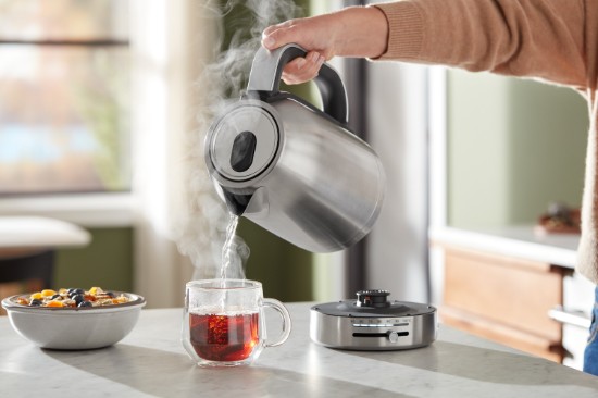 Változtatható hőmérsékletű elektromos vízforraló, 1,7 L, Rozsdamentes acél - KitchenAid