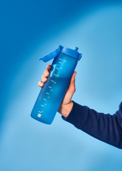 Vizes palack, recyclon™, 1 l, kék - Ion8